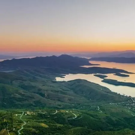 Сasa de vacaciones Nectar